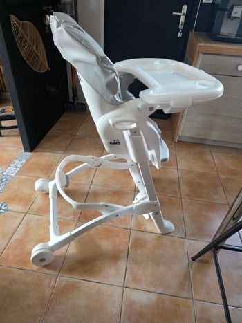 Chaise haute 