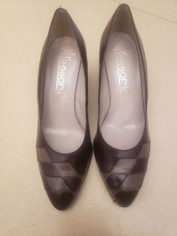 Escarpins tout en cuir