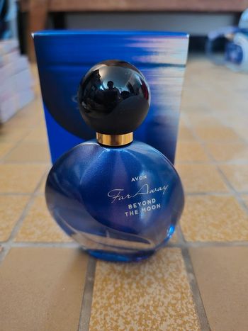 Parfum Far Away Beyond the moon Avon