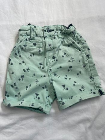 Short 3 ans