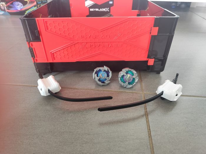 Pack Beyblade prêt à jouer - photo numéro 3