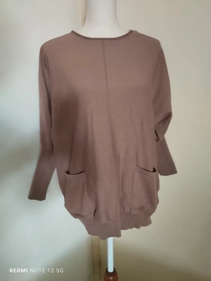 Jolie pull taille M