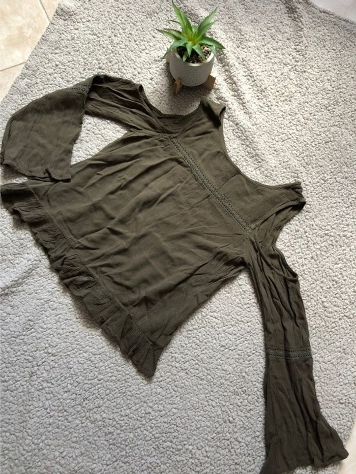 Tee shirt manches évasées