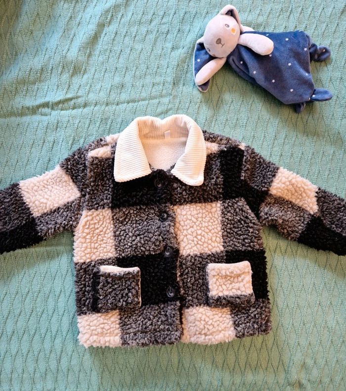 Doudoune taille 9 mois