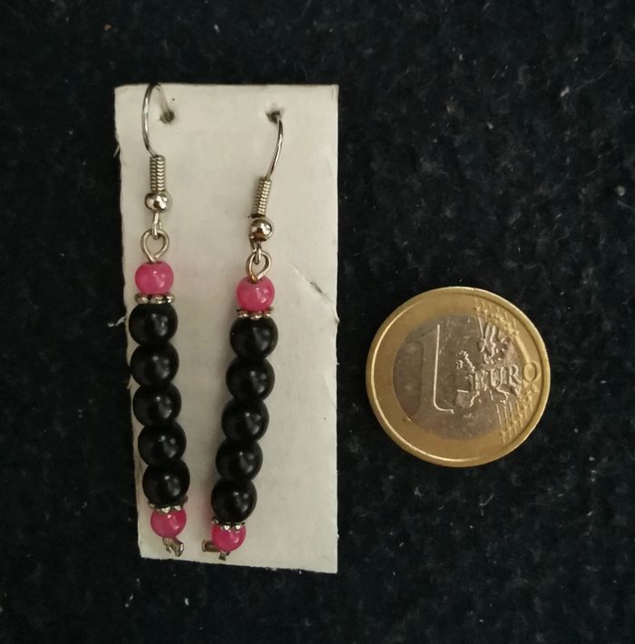 Boucles pendantes a perles - photo numéro 2