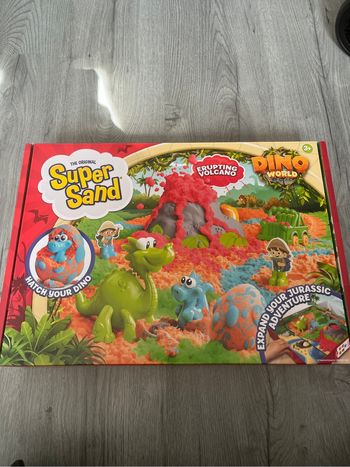 Super sand dinosaures