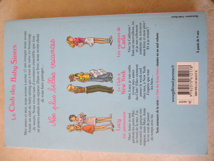 Livre enfant Le Club des Baby-Sitters « Nos plus belles vacances » - photo numéro 2