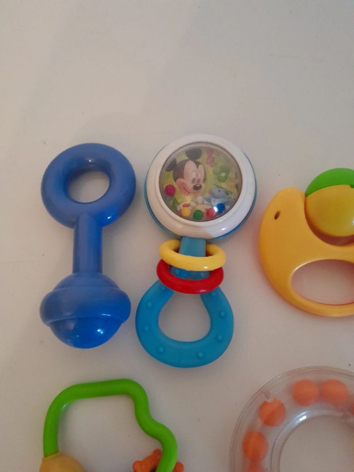 Lot de jouets hochet annaux - photo numéro 3