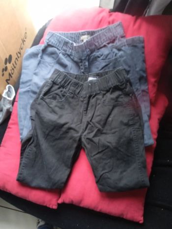 Lot de 2 pantalons 8 ans