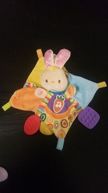 Doudou à comptines vtech