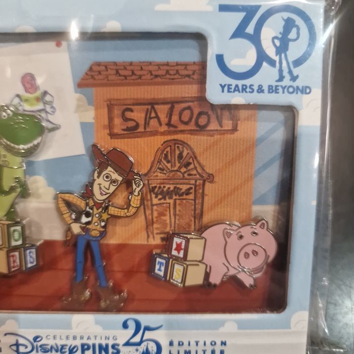 Set de pins Disney Toy Story — Édition limitée 30 ans — Neuf sous blister - photo numéro 6