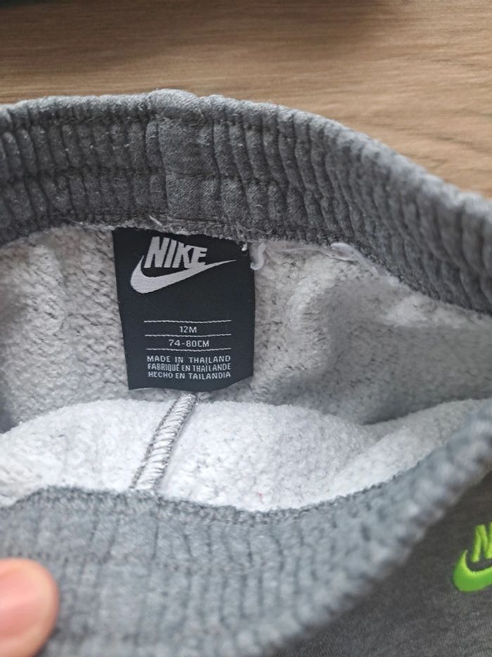 Ensemble Nike 12 mois - photo numéro 4