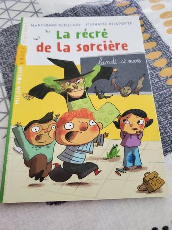 livre la récré de la sorcière (2e)