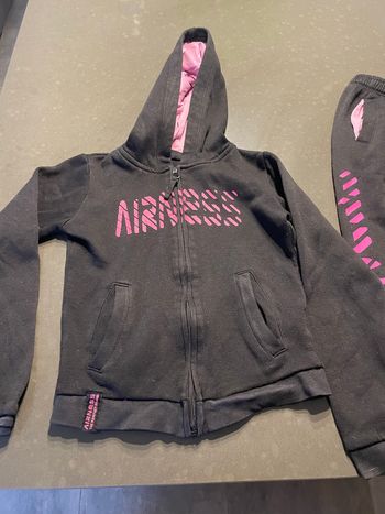 Ensemble survêtement airness 8 ans