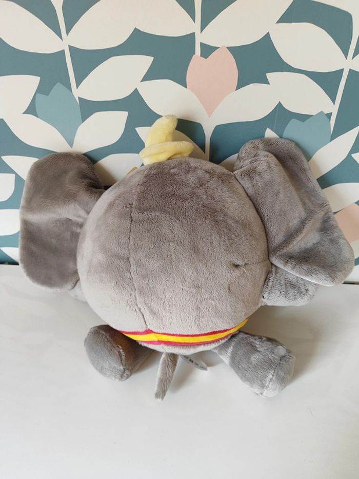 Peluche boule balle éléphant Dumbo Disney - photo numéro 4