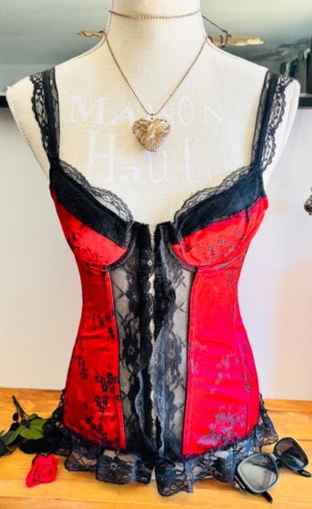 Bustier corset rouge à fleurs noires taille 36 S