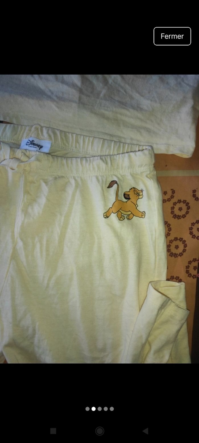 Très beau pyjama le Roi lion e75 - photo numéro 2