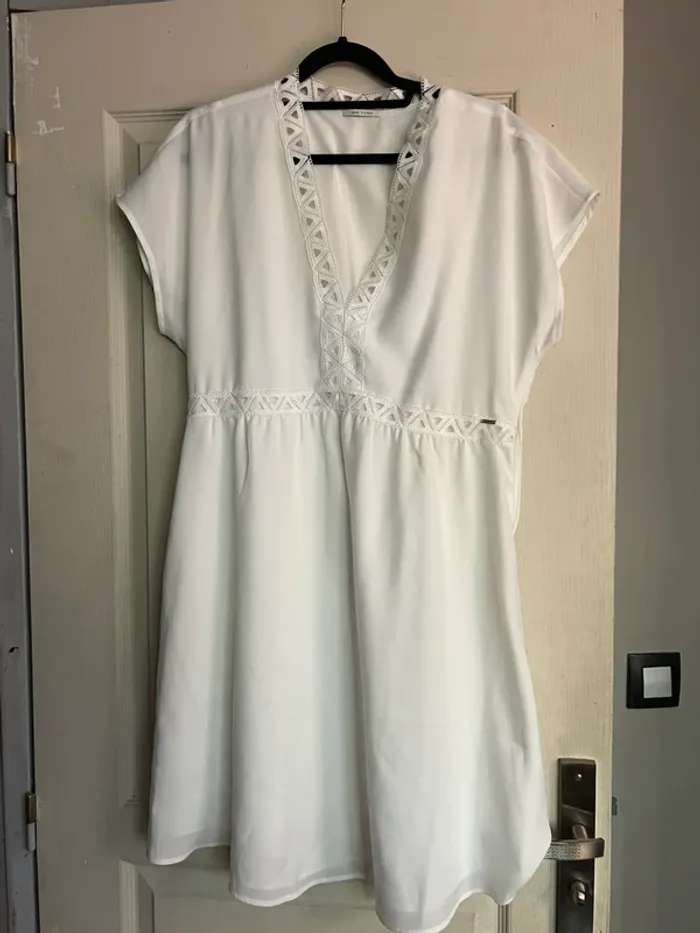 Robe ikks taille 40 neuve