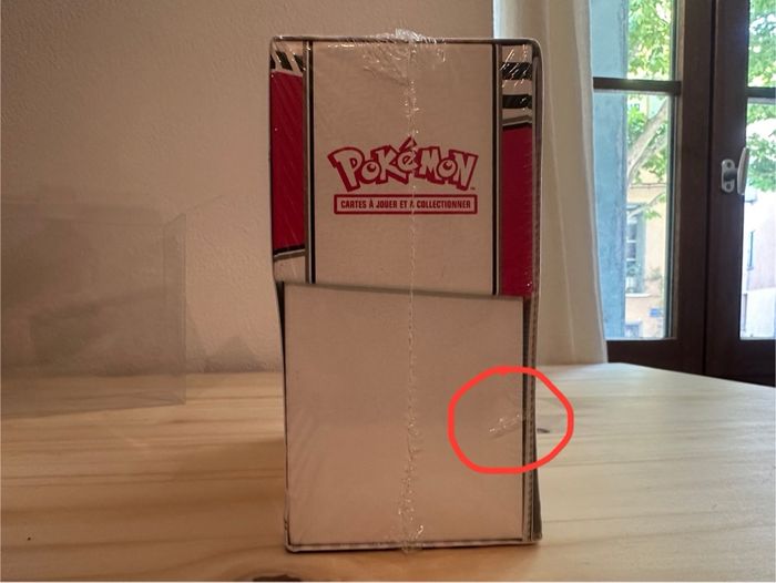 ETB Flamme Blanche EV10.5 FR Neuf Scellé Pokémon - photo numéro 2