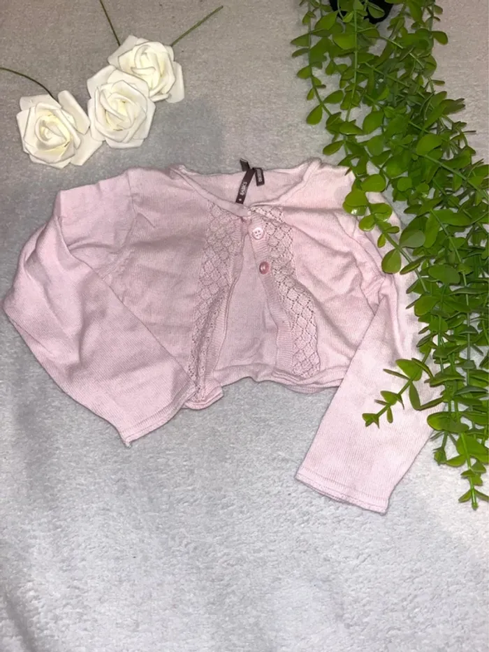 Très beau gilet à longue manche pour bébé fille