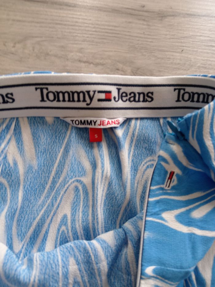 Jupe Tommy jeans taille S - photo numéro 4