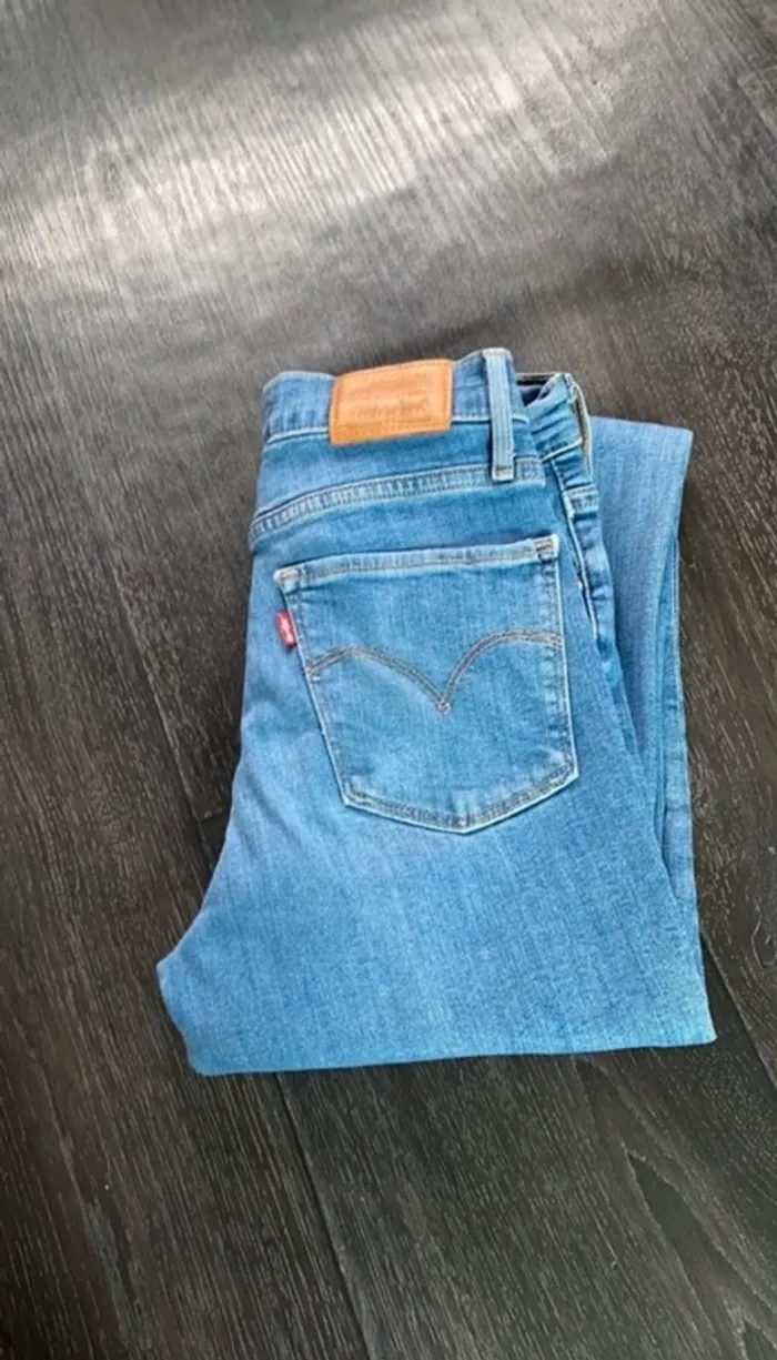Jean Levi’s 724