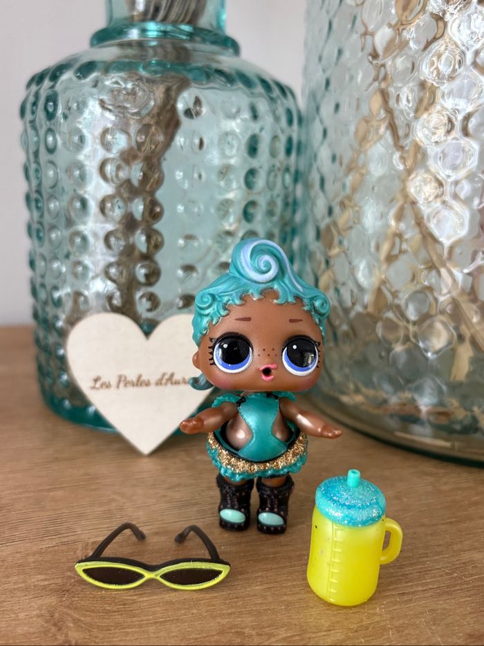 Poupée lol surprise