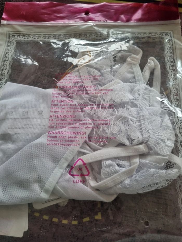 Lingerie sexy 36/40 - photo numéro 3