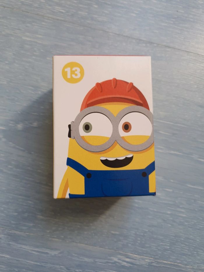 Figurine en papier numero 13 les minions 2 Neuf vet - photo numéro 2