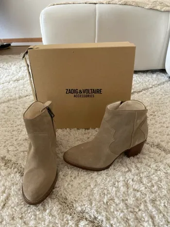 Bottine en nubuck beige taupe Zadig et voltaire