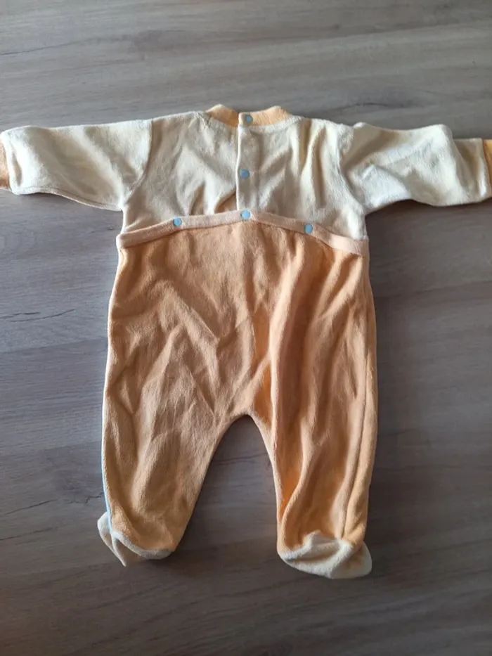 Pyjama velours 3 mois - photo numéro 2