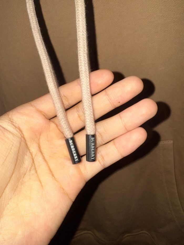 Sweat-shirt burberry - photo numéro 4