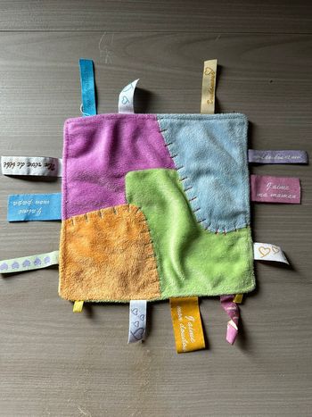 Doudou étiquette plat