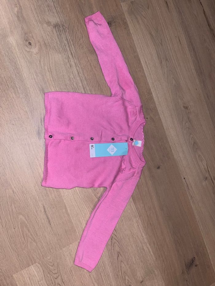 Gilet rose enfant bébé 23 mois petit noeud 🎀 et boutons en coton - photo numéro 3