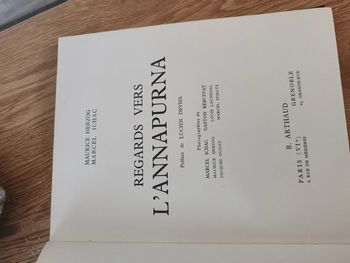 Regard vers l'Annapurna Maurice Herzog Marcel Ichach