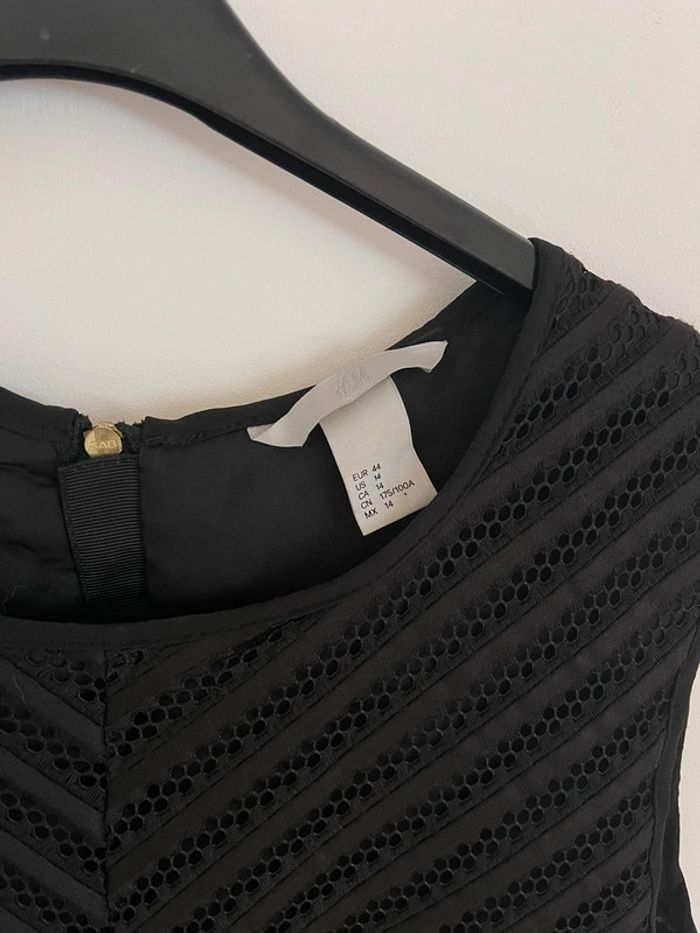 Petite robe noire - photo numéro 3