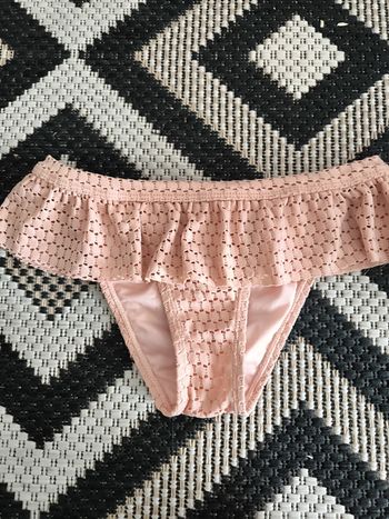 Bas de maillot de bain goldenpoint taille 36 neuf
