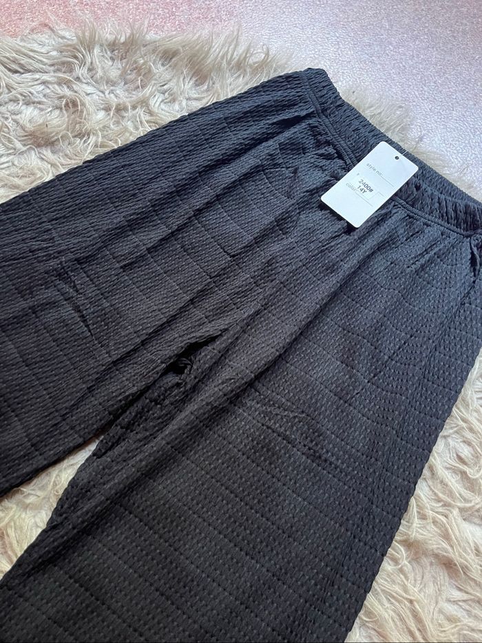 Pantalon noir - photo numéro 2