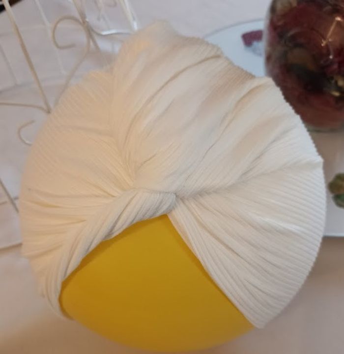 Turban/Bonnet Crème Torsadé Côtelé Chic et Confortable - photo numéro 2