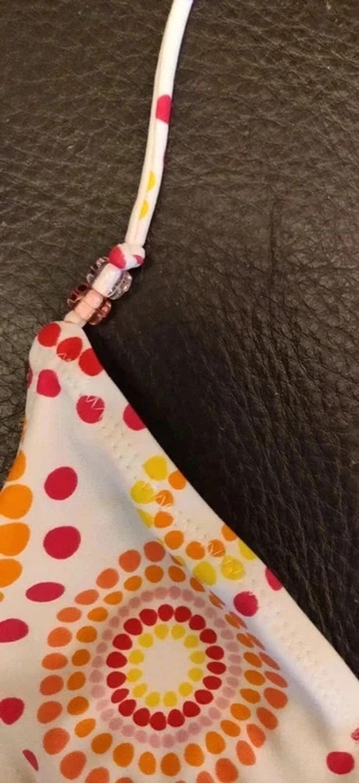 Maillot de bain blanc motifs rouge orange jaune Tape à l'oeil 14 ans - photo numéro 3