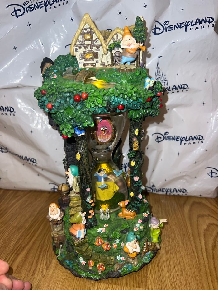 Boule à neige blanche neige et les 7 nains Disney - photo numéro 2