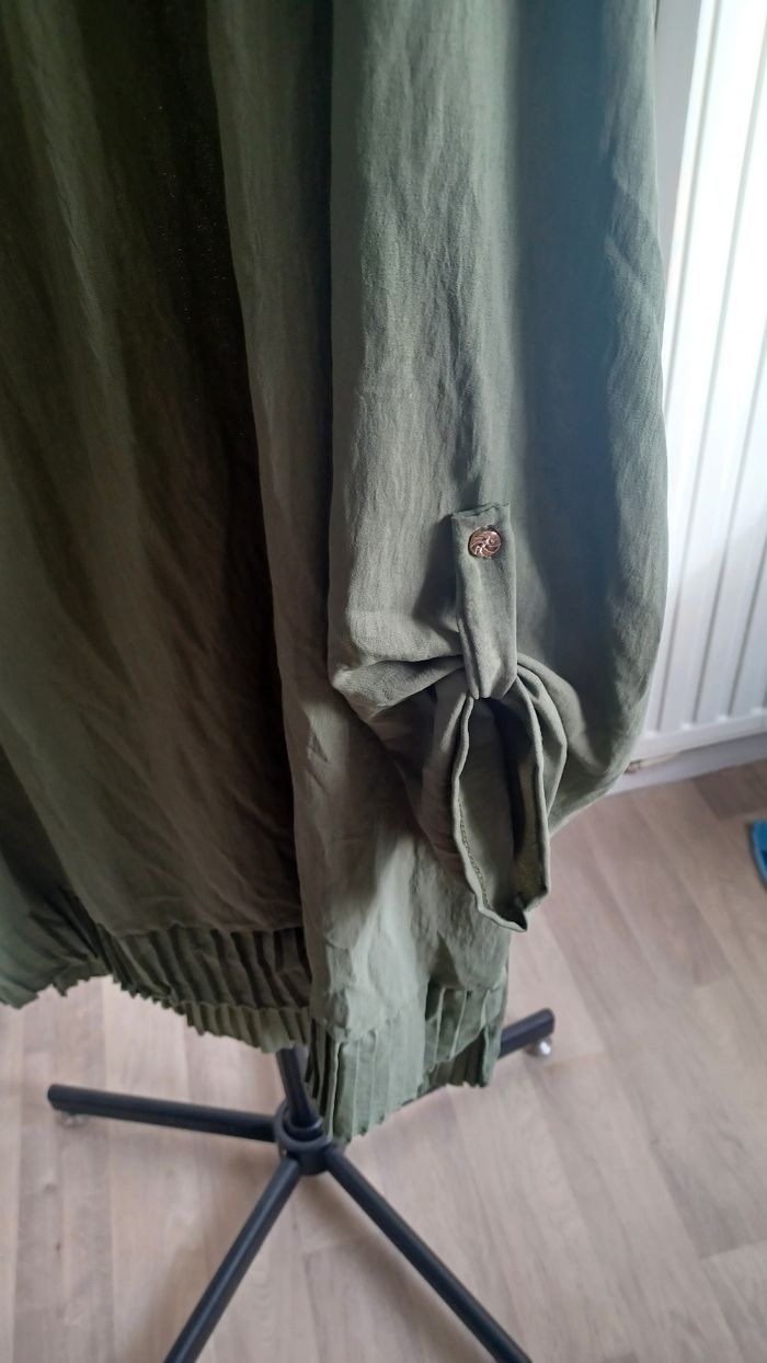 Haut à manches retroussé - photo numéro 2