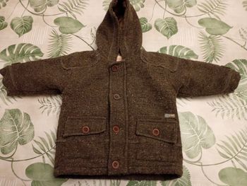 Manteau boutons et fermeture éclair avec capuche marron vert