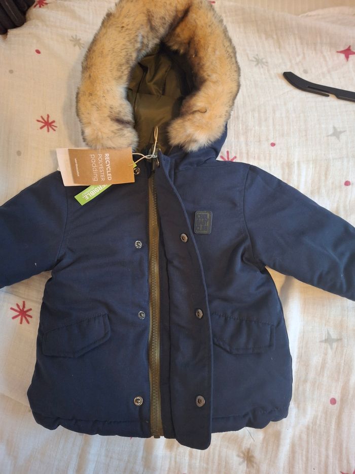Manteau neuf réversible. - photo numéro 6