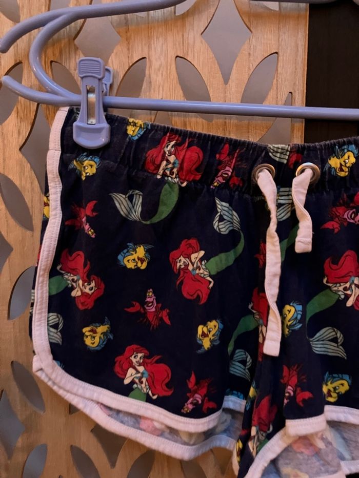 Short la petite sirène taille 40 - photo numéro 2