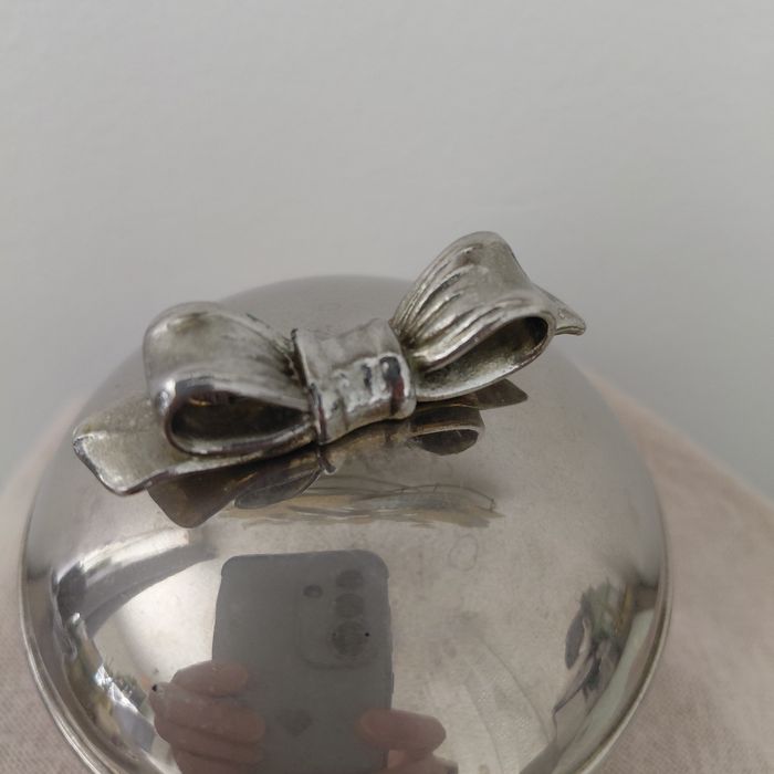 Boîte en métal argenté - photo numéro 4