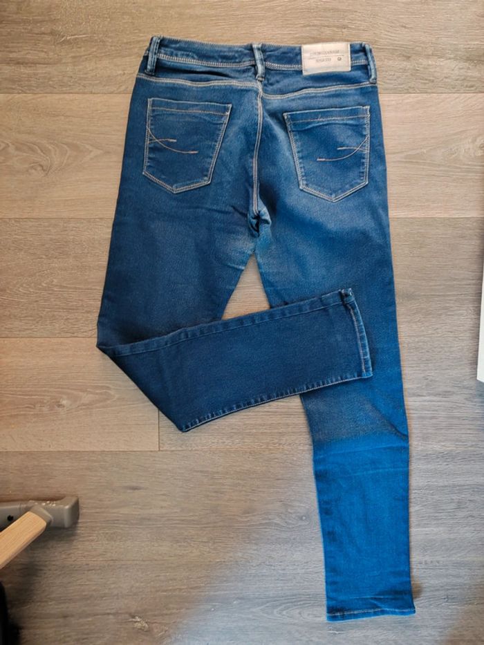 Jean femme t36 - photo numéro 3