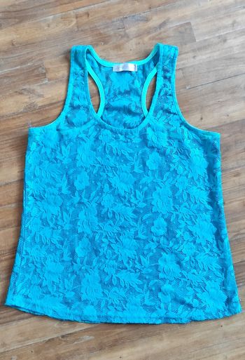 Débardeur bleu dentelle