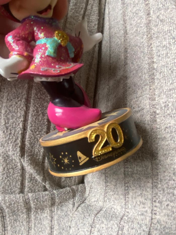 Figurine disney minnie spécial 20 ans - photo numéro 2