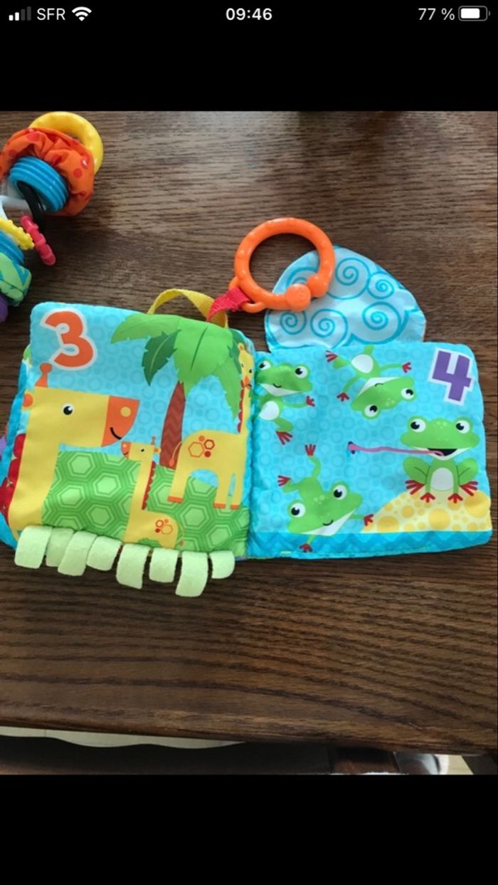 Lot jouet d’éveil et sensoriel bébé - photo numéro 9